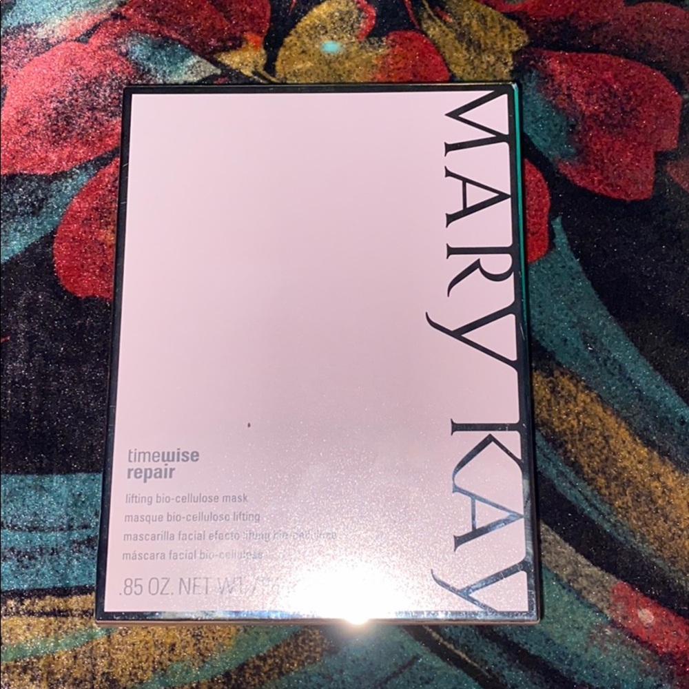 Marykay  repair face mask new